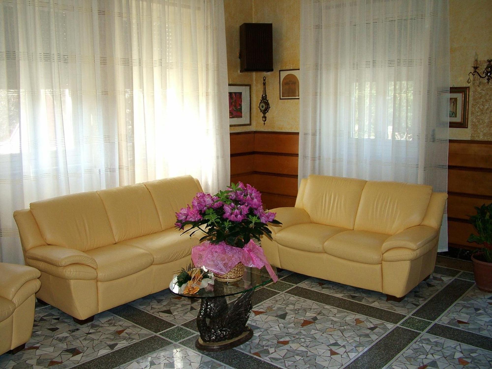 Monteluco Hotel Paradiso מראה חיצוני תמונה