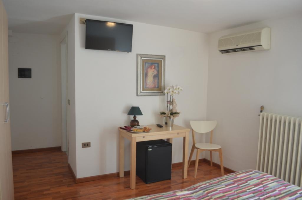 Monteluco Hotel Paradiso מראה חיצוני תמונה